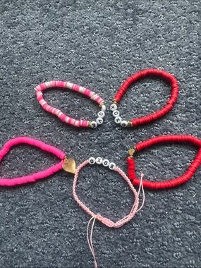 Kids Pink & Red Beaded XOXO Friendship Bracelet Set
